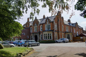  Best Western Grimsby Oaklands Hall Hotel  Лейсби 